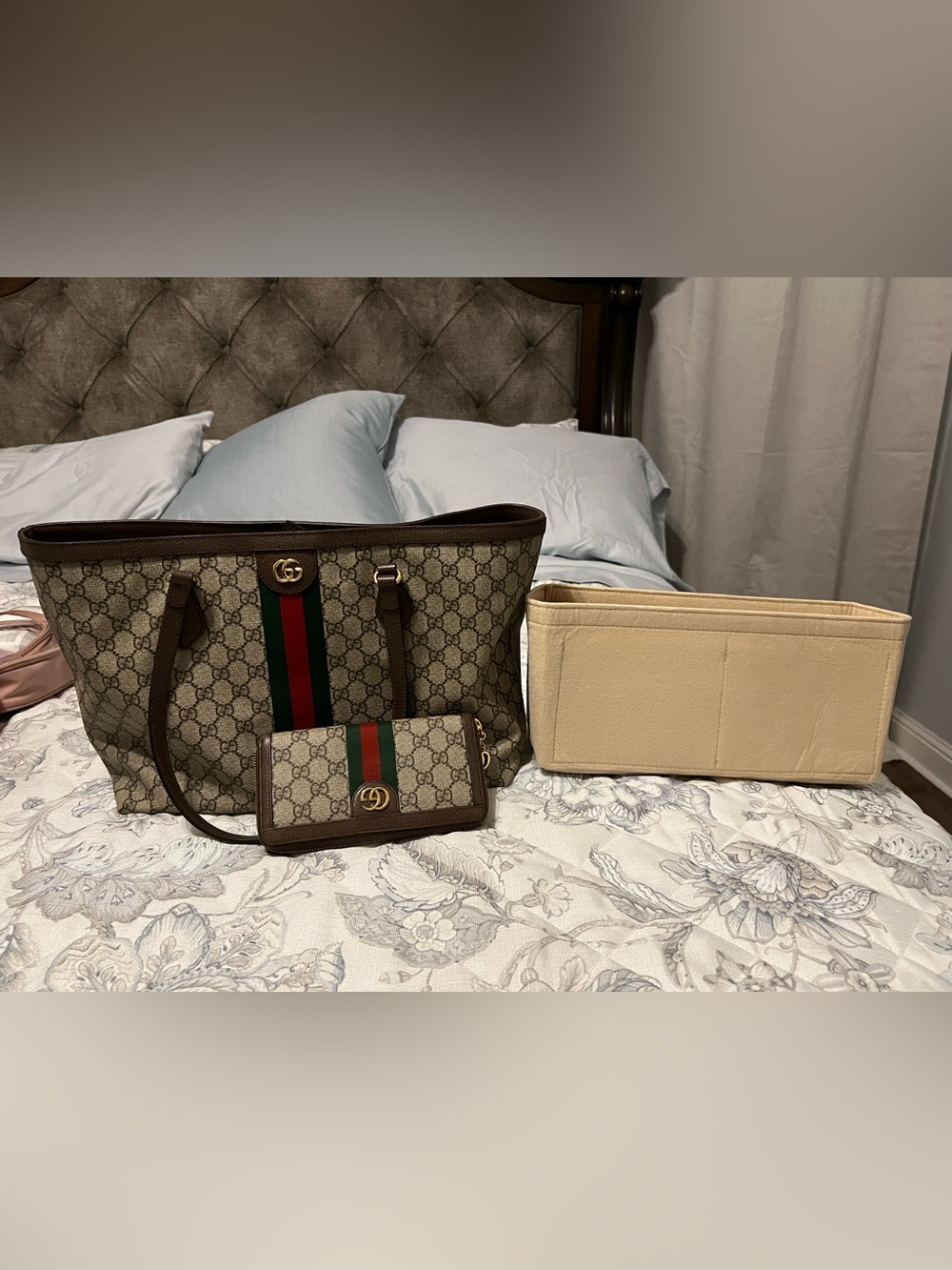 Gucci GG Supreme Canvas Tote with Green-Red Web Stripe and Matching wallet